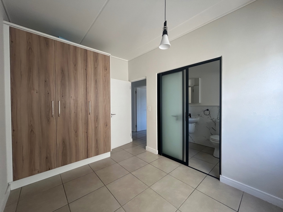 To Let 2 Bedroom Property for Rent in Sandown Western Cape